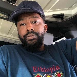 Meet your Posher, Johnathan